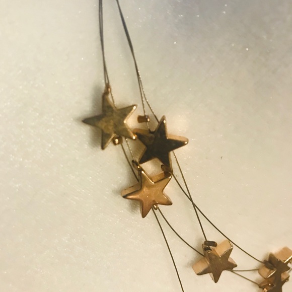 Multi-layer Gold-plated Star Choker Necklace - Picture 4 of 7